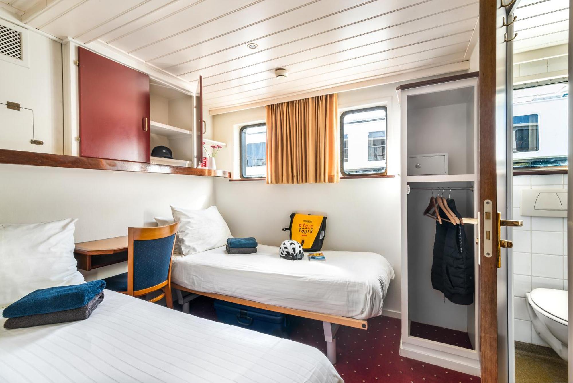 Botel Sailing Home Amsterdam Eksteriør bilde